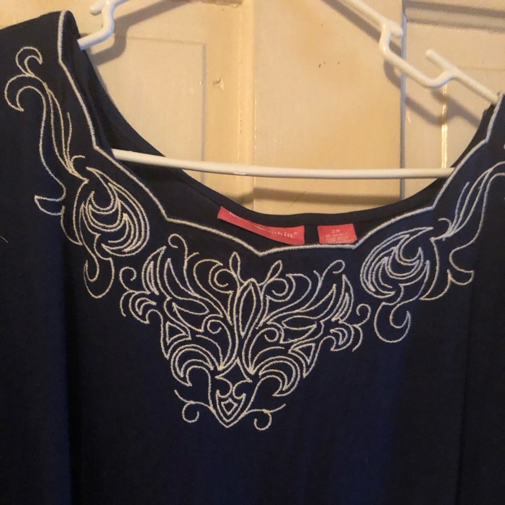 Women’s dress